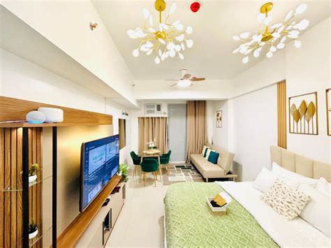Manila Hotels with Free Parking .